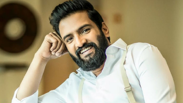 சந்தானம்