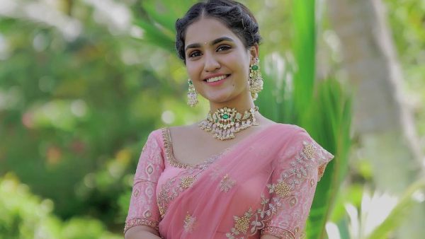 Elegant Half Saree Style