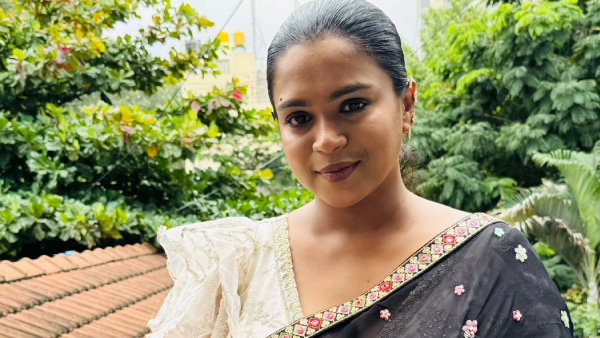 ರಂಗಭೂಮಿ ಕಲಾವಿದೆ