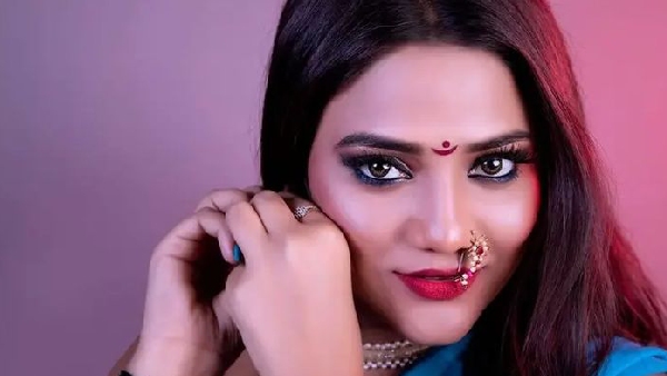 रुक्स खंडागले