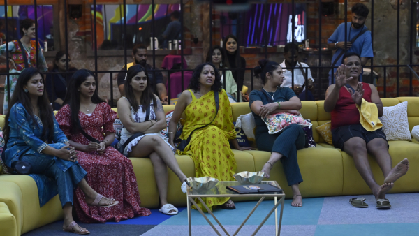 ಕಣ್ಣೀರಿಟ್ಟ ಹಂಸ