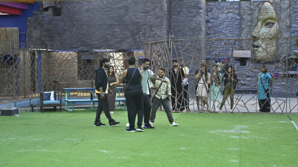 ಅಳಿವು-ಉಳಿವು ಟಾಸ್ಕ್ 