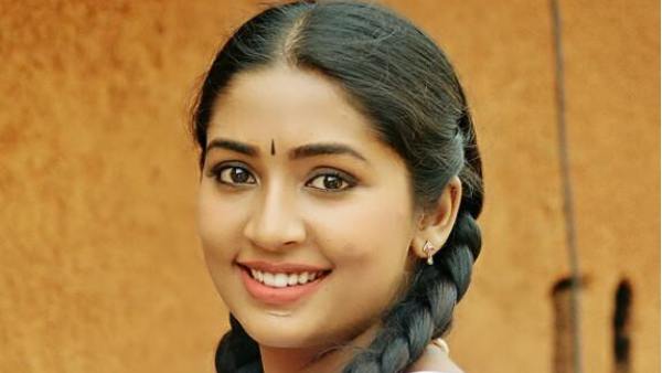 Chembakam in Kunjikoonan