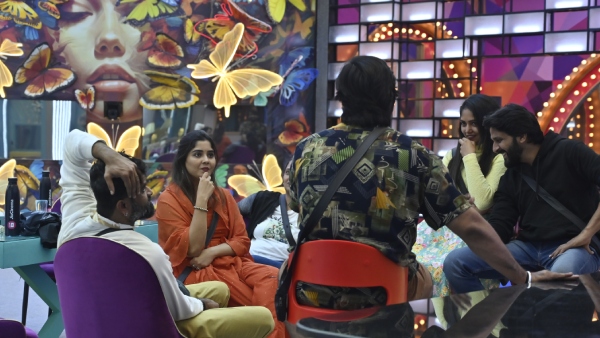 ಕಚಡಾ ಕೆಲಸಗಳನ್ನು ಟೆಲಿಕಾಸ್ಟ್ ಮಾಡಿ 