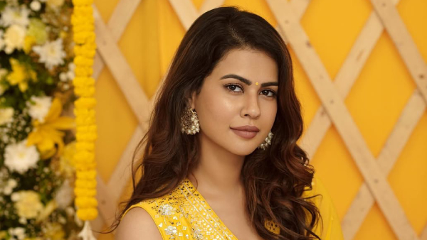 ಶರ್ಮಿಳಾ ಮಾಂಡ್ರೆ