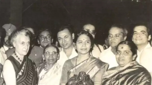 ರಾಜಕೀಯ ನಿರ್ಲಿಪ್ತತೆ