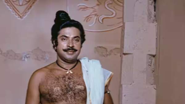 Oru Vadakkan Veeragatha