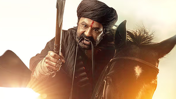 Daaku Maharaaj - Hit