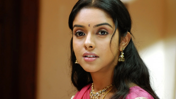 ఆసిన్ తొట్టుంకళ్