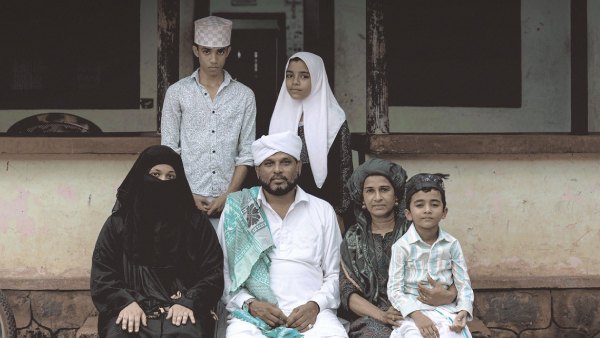 Feminichi Fathima - Manorama Max