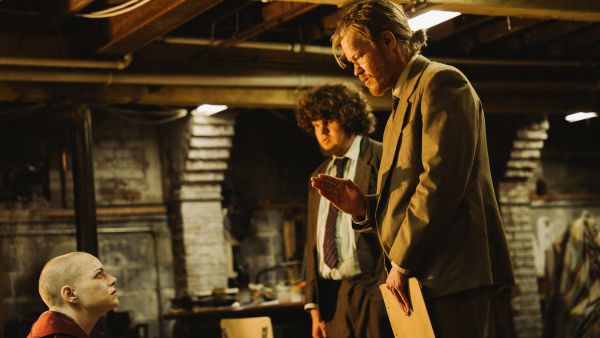 Bugonia Cast & Performances