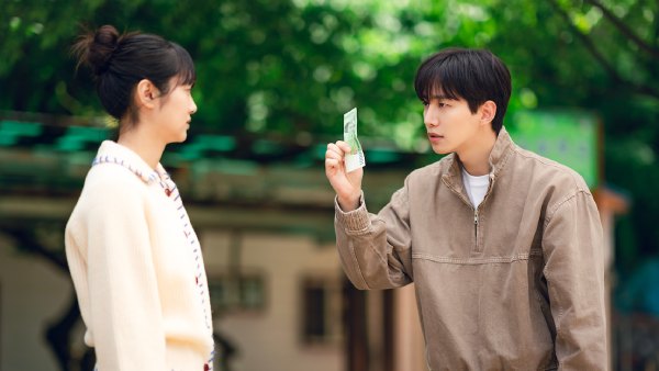 CashHero Cast & Crew