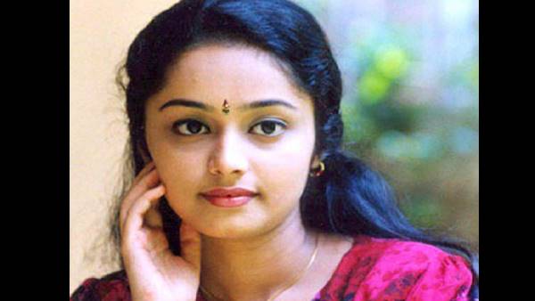 ദീപ നായര്‍