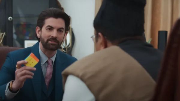 Ek Chatur Naar Story Line 