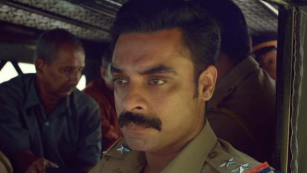 Anweshippin Kandethum