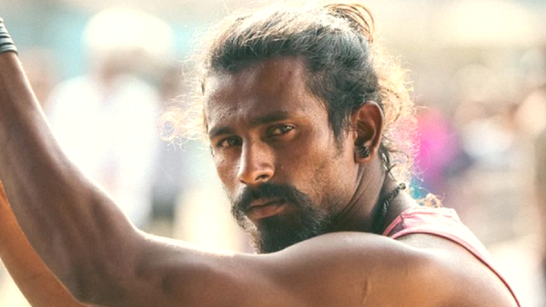 बेस्ट डेब्यू एक्टर - अंकुश गेडाम (झुण्ड)