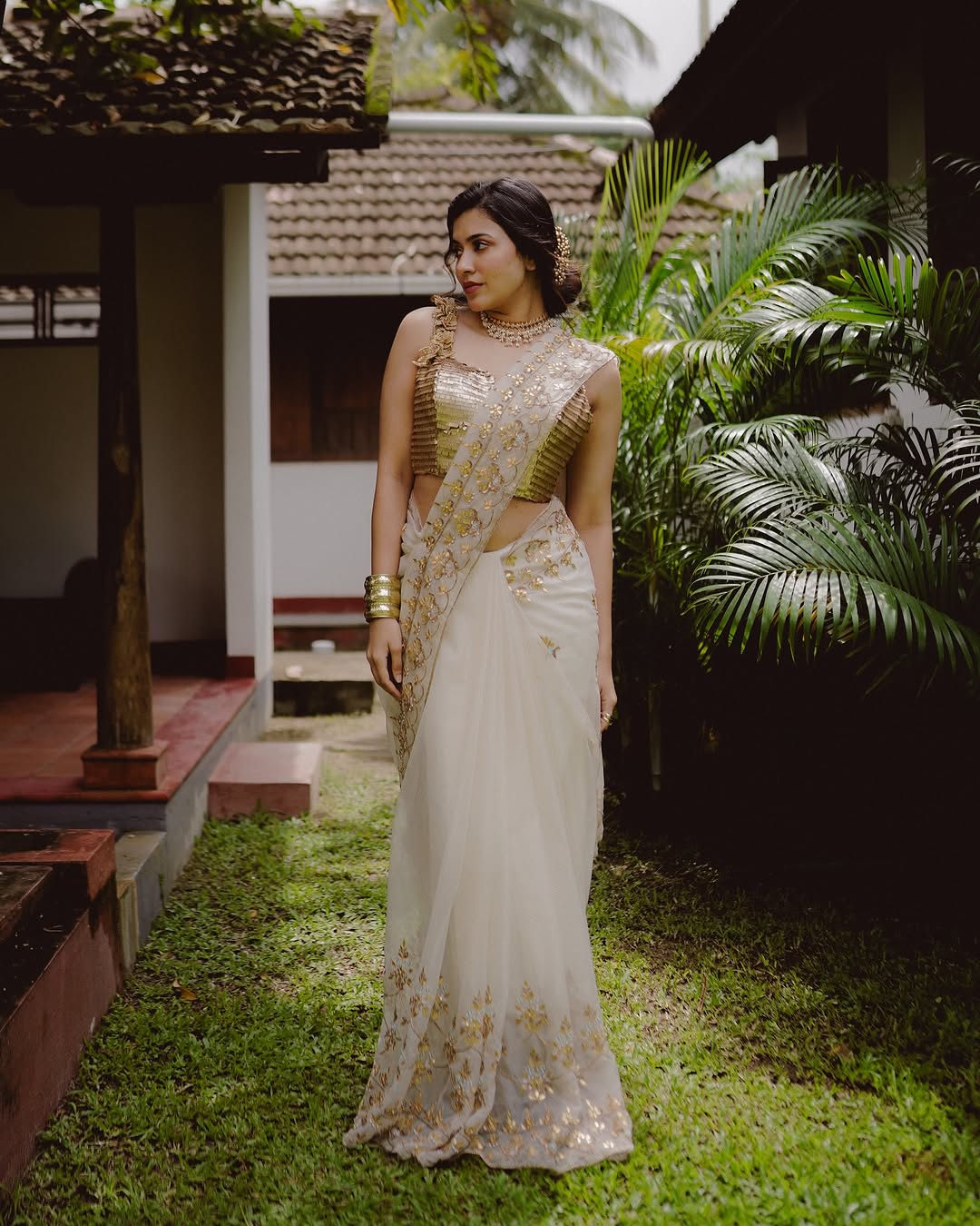 Ethereal White Saree With Minimal Details