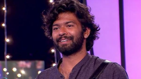 Vishal's Family Entry