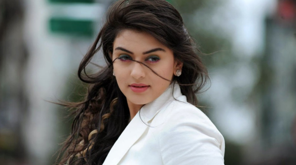 హన్సిక మొత్వని