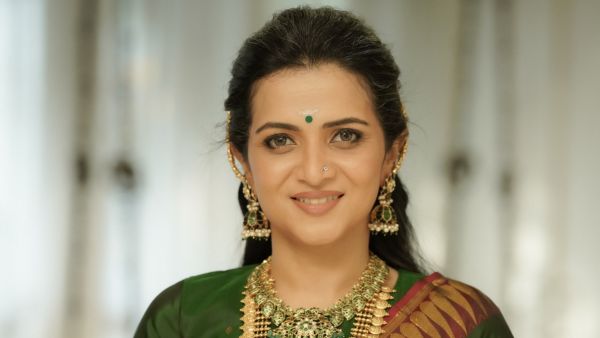 திவ்யதர்ஷினி