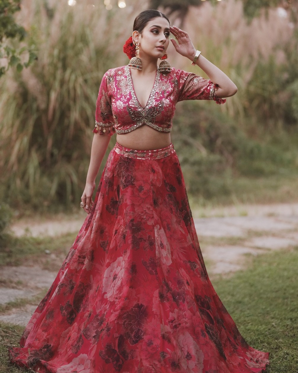 V Neck Cropped Blouse 