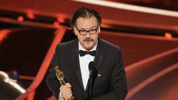 जोय वॉकर - बेस्ट फिल्म एडिटिंग - ड्यून