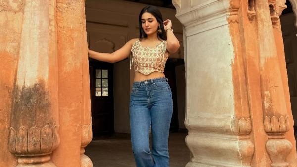 Trendy Crop Tops & Baggy Jeans