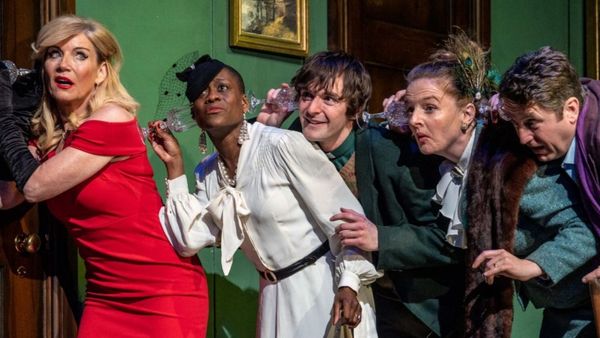 Martabat: Misi Berdarah Plot Overview