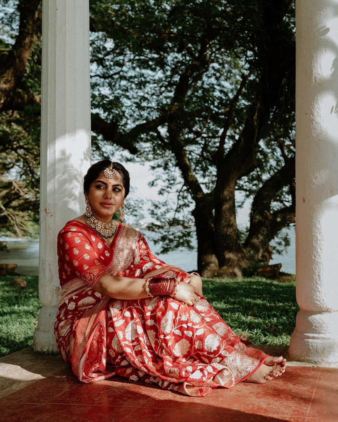 Captivating in Classic Kanjivaram Saree