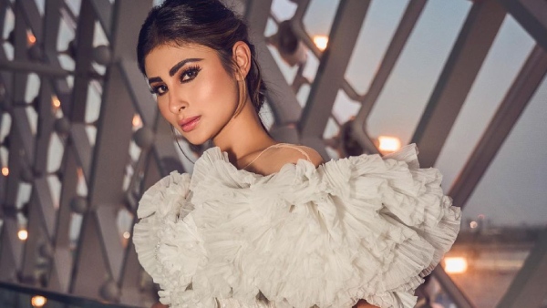 मौनी रॉय