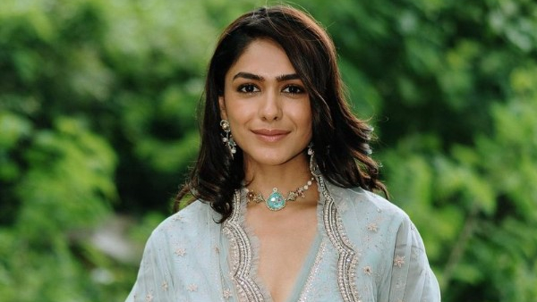 మృణాల్ ఠాకూర్