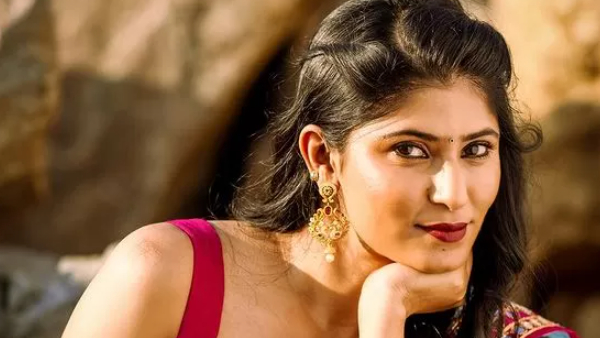 నేహా చౌదరి