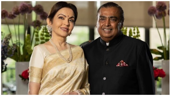 नीता अंबानी के शानदार और कीमती जुते