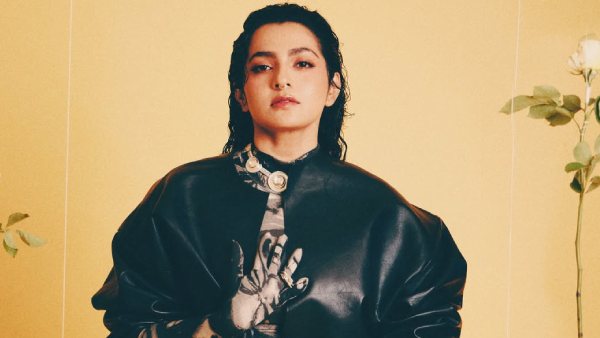 Minimalist Monochrome Looks