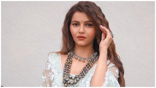 रूबीना दिलैक