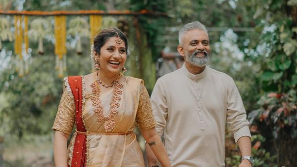 Priyanka Deshpande & Vasi