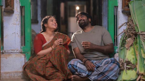 Thalaivan Thalaivii Artist Performance