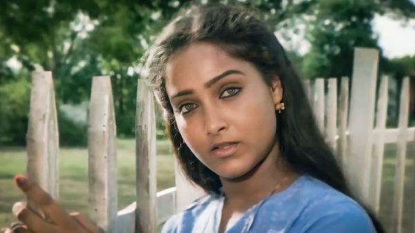 Nammukku Parkkan Munthiri Thoppukal