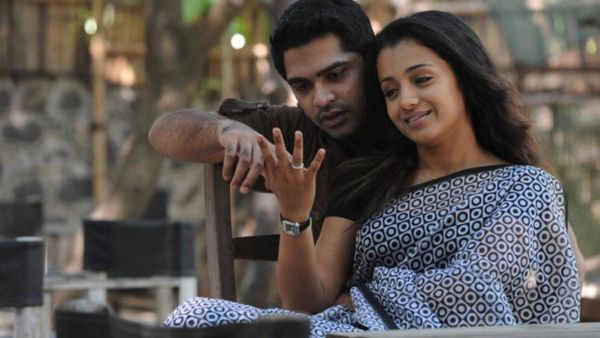 Vinnaithaandi Varuvaaya