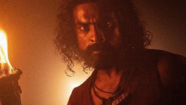 Tovino Thomas- Ajayantea Randaam Moshanam