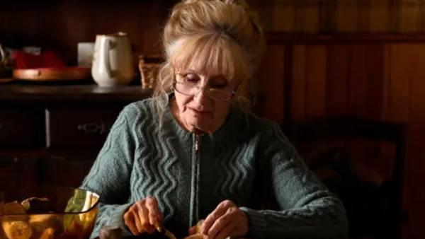 When Fall Is Coming Plot Overview