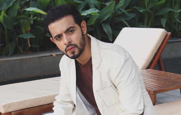 Who Is Akash Makhija?