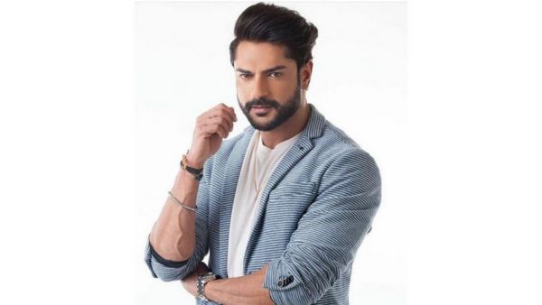 Ashish Kapoor Early Life 