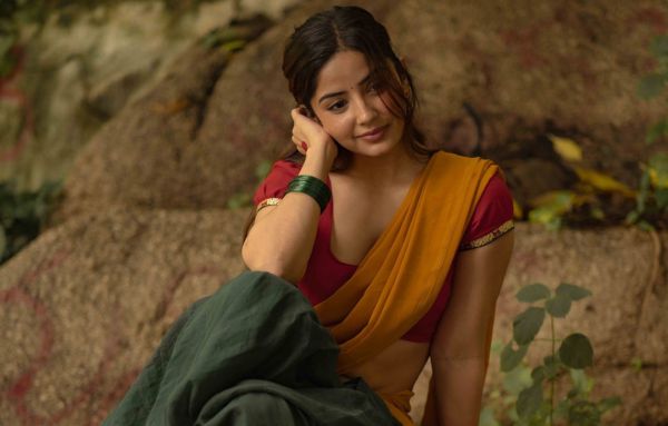 Kashmira Pardeshi Career 
