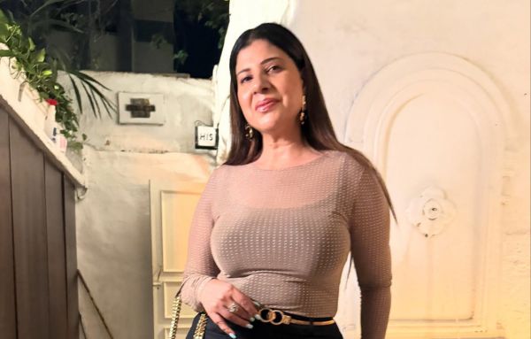 Sambhavna Seth Announced Pregnancy 
