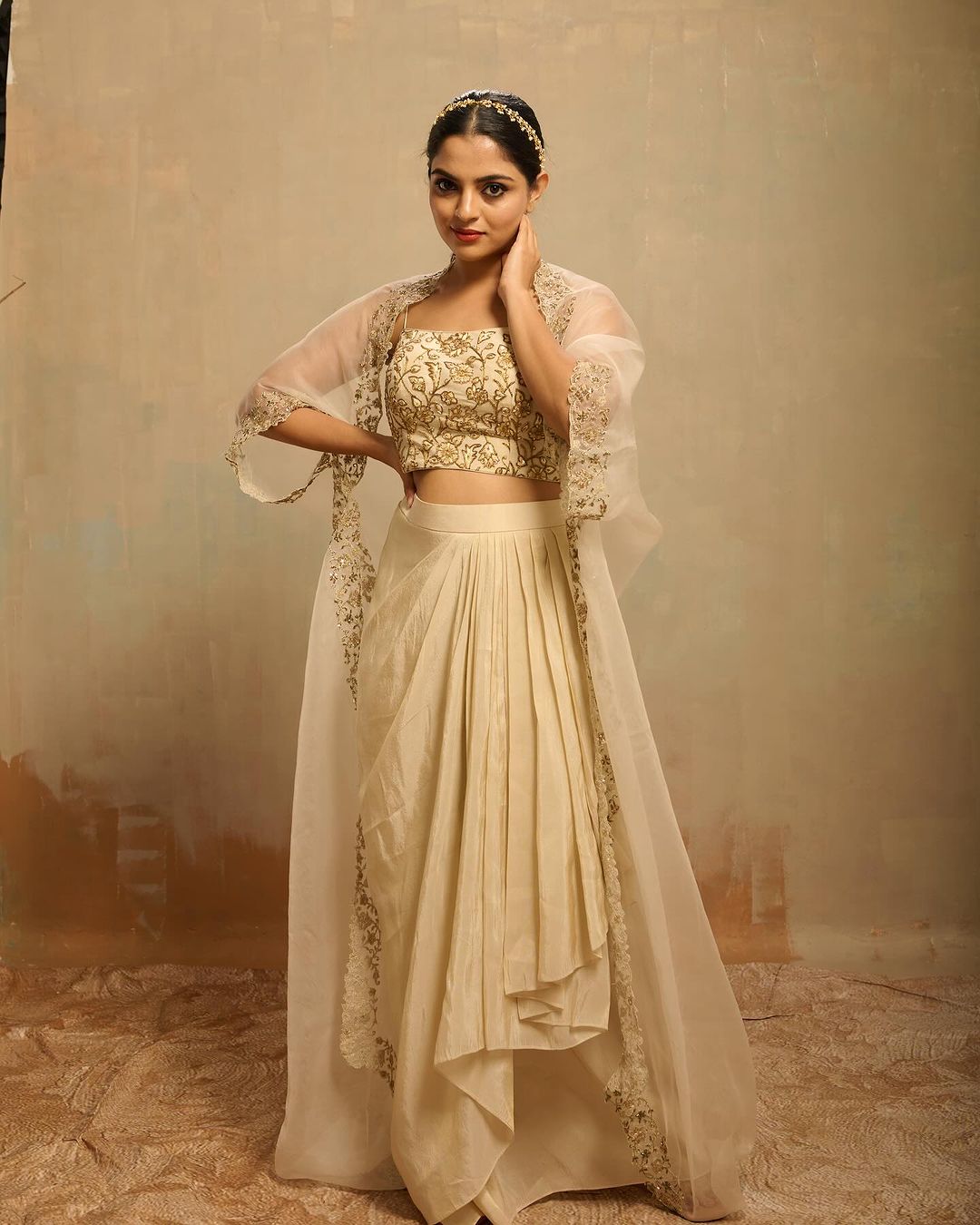 Why Is Nikhila Vimal’s Minimalist Style So Strikingly Chic? Nikhila