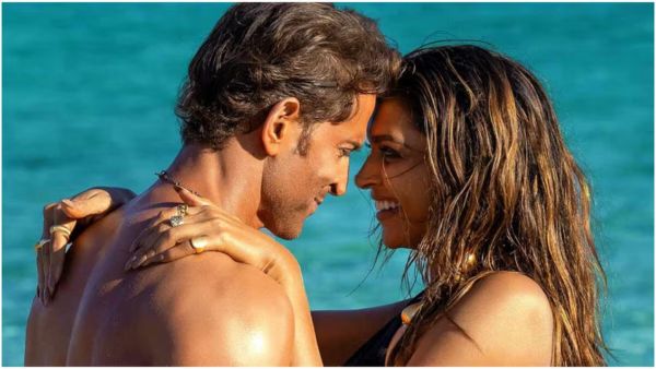 Deepika Padukone and Hrithik Roshan 