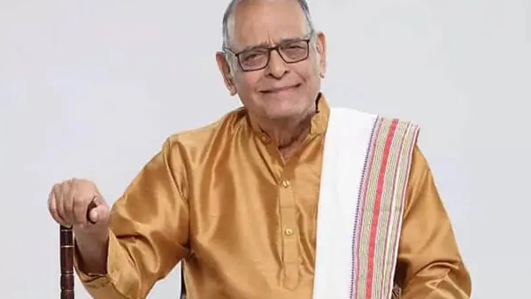 अच्युत पोद्दार