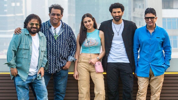 मेट्रो इन दिनों