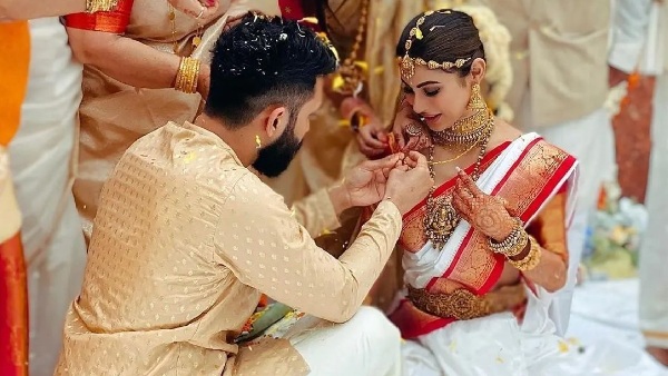 मौनी रॉय